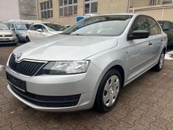 Silber Gebraucht 2014 Skoda Rapid Active Limousine | 7.490 € (Guter Preis)