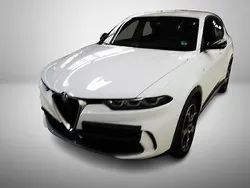 Weiß Gebraucht 2023 Alfa Romeo Tonale Ti SUV | 24.345 € (Superpreis)