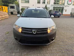 Weiß Gebraucht 2014 Dacia Logan MCV Lauréate Kombi | 2.950 € (Guter Preis)
