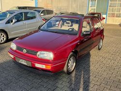 Rot Gebraucht 1996 VW Golf III Kleinwagen | 3.790 € (Etwas zu teuer)
