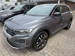 Grau Gebraucht 2020 VW T-Roc Style SUV | 23.550 € (Fairer Preis)