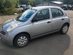 Silber Gebraucht 2004 Nissan Micra Kleinwagen | 999 € (Guter Preis)