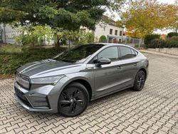 Grau Gebraucht 2023 Skoda Enyaq iV Lounge SUV | 35.980 € (Superpreis)