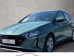 Grün Neu 2025 Hyundai i20 Select Limousine | 19.490 € (Guter Preis)