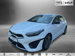 Weiß Neu 2025 Kia Ceed GT-Line Limousine | 28.350 € (Guter Preis)