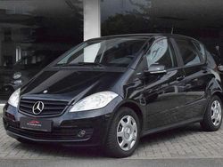 Kosmosschwarz metalliclack Gebraucht 2010 Mercedes A160 Kleinwagen | 3.950 € (Etwas zu teuer)