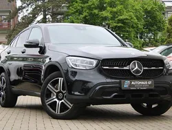 Ung. schwarz unilack Gebraucht 2021 Mercedes GLC300e AMG Coupé | 39.999 € (Fairer Preis)