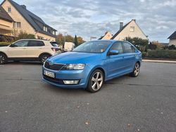 Blau Gebraucht 2013 Skoda Rapid Limousine | 7.650 € (Guter Preis)