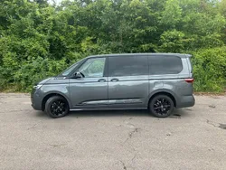 Grau Gebraucht 2024 VW T7 Edition Van | 52.900 € (Guter Preis)