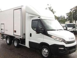Weiß Gebraucht 2018 Iveco Daily Van | 29.500 €