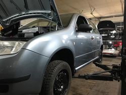 Grün Gebraucht 2003 Skoda Fabia Kleinwagen | 1.750 € (Fairer Preis)