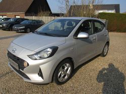 Silber Gebraucht 2021 Hyundai i10 Trend Kleinwagen | 10.950 € (Fairer Preis)