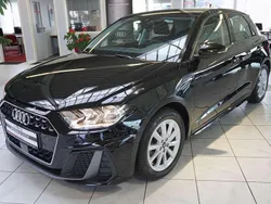 Mythosschwarzmetallic Gebraucht 2024 Audi A1 Sportback S-Line Kleinwagen | 24.490 € (Fairer Preis)