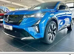 Gipfelblau metallic / dach in schwarz Gebraucht 2025 Renault Rafale Esprit Alpine SUV | 48.998 € (Fairer Preis)