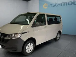 Grau Gebraucht 2024 VW T6.1 Van | 52.799 € (Teuer)
