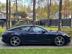 Blau Gebraucht 2018 Porsche Panamera Turbo Limousine | 19.990 €