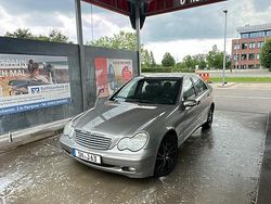 Silber Gebraucht 2003 Mercedes C200 Limousine | 2.000 € (Guter Preis)