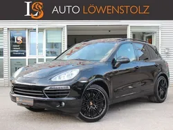 Tiefschwarzmetallic Gebraucht 2013 Porsche Cayenne SUV | 23.990 € (Fairer Preis)