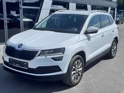 Weiß Gebraucht 2022 Skoda Karoq Clever SUV | 17.990 €