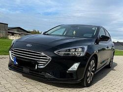 Schwarz Gebraucht 2018 Ford Focus Cool & Connect Limousine | 9.700 € (Fairer Preis)