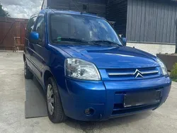 Blau Gebraucht 2006 Citroën Berlingo Van / Kleinbus | 2.199 € (Fairer Preis)