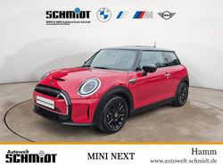 (rot) chili red uni Gebraucht 2023 Mini Cooper SE Classic Kleinwagen | 18.390 € (Guter Preis)