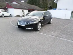 Schwarz metallic Gebraucht 2014 Jaguar XF Sportbrake Luxury Kombi | 22.900 €
