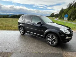 Schwarz Gebraucht 2016 Ssangyong Rexton SUV | 12.750 € (Guter Preis)