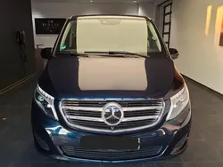 Blau Gebraucht 2018 Mercedes V250 Van / Kleinbus | 39.900 € (Fairer Preis)