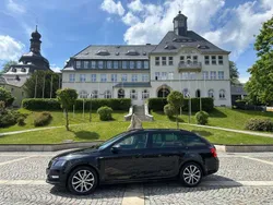 Schwarz Gebraucht 2020 Skoda Octavia Business Line Kombi | 12.499 € (Superpreis)
