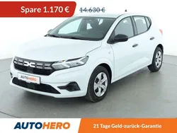 Weiß Gebraucht 2024 Dacia Sandero Essentiel Kleinwagen | 13.460 € (Superpreis)