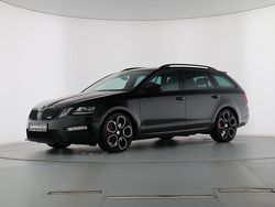 Schwarzmagic perleffekt Gebraucht 2019 Skoda Octavia RS Kombi | 24.889 € (Etwas zu teuer)