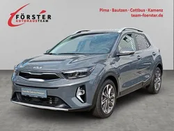 Grau Gebraucht 2021 Kia Stonic Platinum Edition SUV | 19.490 € (Fairer Preis)