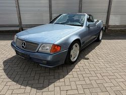 Blau Gebraucht 1990 Mercedes SL300 Cabrio | 12.900 €