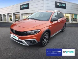 Orange Gebraucht 2023 Fiat Tipo Cross Kombi | 19.940 € (Teuer)