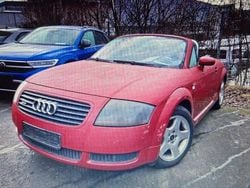 Rot Gebraucht 2001 Audi TT Roadster Comfort Cabrio | 4.499 € (Superpreis)