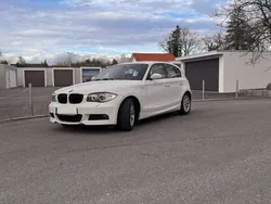 Weiß Gebraucht 2007 BMW 118 Kleinwagen | 7.500 € (Teuer)