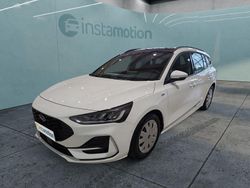 Weiß Gebraucht 2023 Ford Focus ST-Line Kombi | 25.599 € (Fairer Preis)