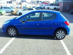 Blau Gebraucht 2006 Peugeot 207 Limousine | 1.200 € (Fairer Preis)