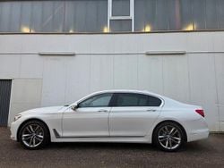 Weiß Gebraucht 2015 BMW 750 Sport Line Limousine | 34.900 € (Fairer Preis)