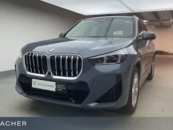 Storm bay metallic Gebraucht 2024 BMW X1 Luxury Line SUV | 40.999 €