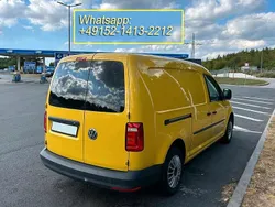 Gelb Gebraucht 2016 VW T6 Van | 7.300 €
