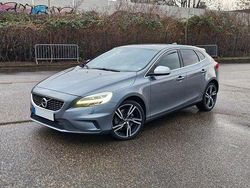 Grau Gebraucht 2016 Volvo V40 R-Design Limousine | 15.999 € (Fairer Preis)