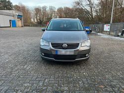 Grau Gebraucht 2009 VW Touran Van / Kleinbus | 3.000 € (Guter Preis)