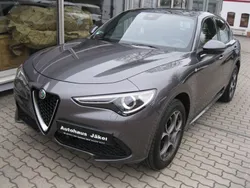 Grau Gebraucht 2023 Alfa Romeo Stelvio Ti SUV | 42.900 € (Fairer Preis)