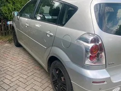 Gebraucht 2004 Toyota Corolla Verso Van / Kleinbus | 2.950 € (Guter Preis)