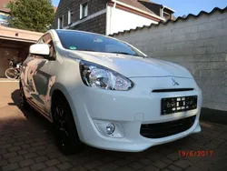 Weiß Gebraucht 2016 Mitsubishi Space Star Diamant Edition Kleinwagen | 8.777 € (Fairer Preis)