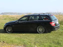 Schwarz Gebraucht 2011 Mercedes C63 AMG AMG Kombi | 48.500 € (Teuer)