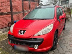 Rot Gebraucht 2008 Peugeot 207 Kombi | 900 € (Superpreis)