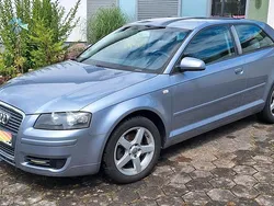 Grau Gebraucht 2005 Audi A3 Ambiente Limousine | 3.100 € (Fairer Preis)